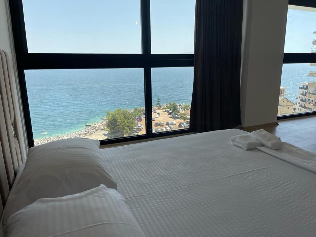 Sunrose Residences Sarandë エクステリア 写真