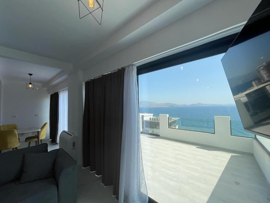 Sunrose Residences Sarandë エクステリア 写真
