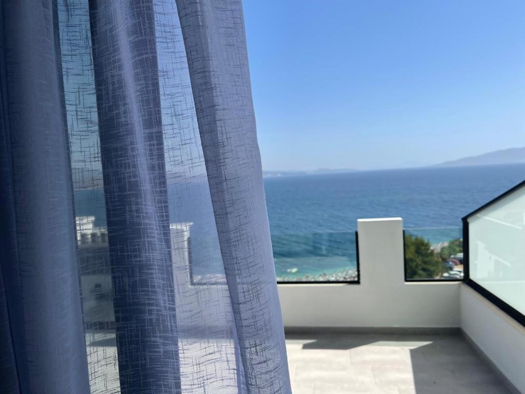 Sunrose Residences Sarandë エクステリア 写真
