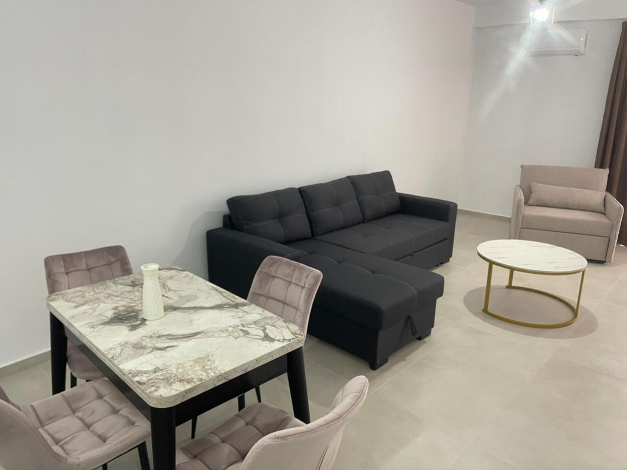 Sunrose Residences Sarandë エクステリア 写真